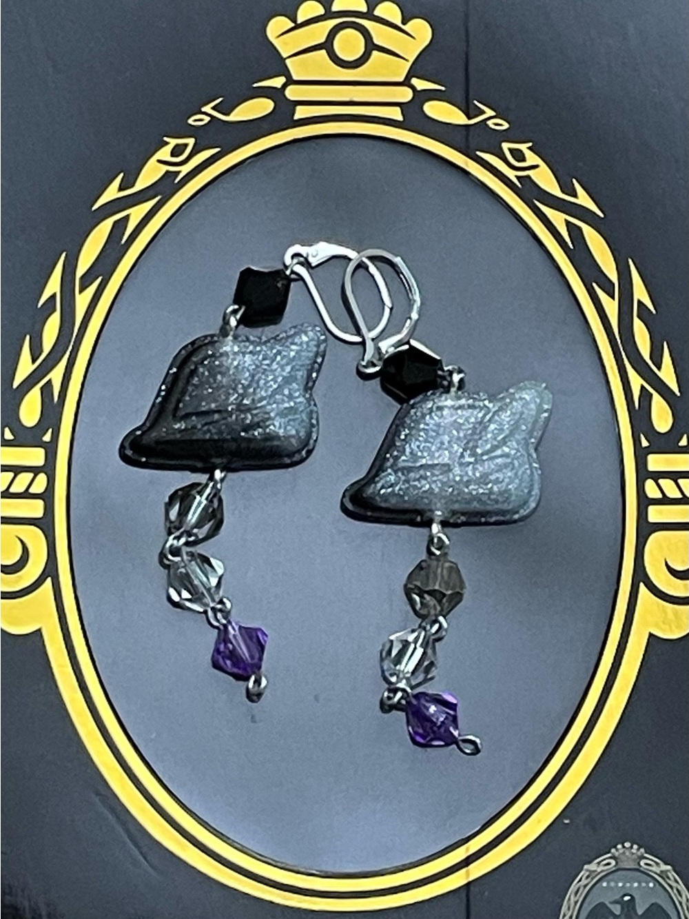 Twisted Wonderland Rook Hunt Inspired Groovy Candy Earrings Nightmare Courier